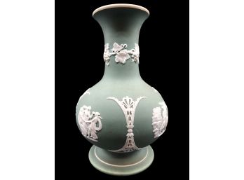 Wedgewood Classic Green Vase Embellished With Roman/greek Classical Figures