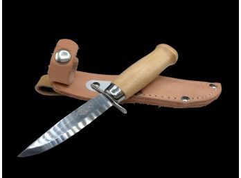 Made In Sweden E Jonsson Pocket Knife With Leather Sheath