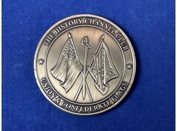 History Channel Club, Union & Confederate Flags  Coin Token