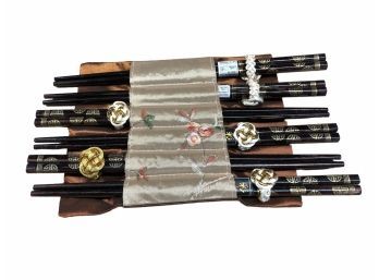 6 Pairs Of Chopsticks With Cloth Storage Case