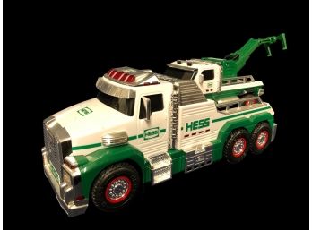 2019 HESS Toy Truck: Tow Truck Rescue Team