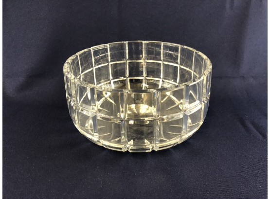 Crystal Round Bowl With Checked Cut Pattern, Double Unicorn Marking