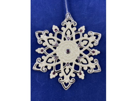 Lenox 2014 Gemmed Snowflake Ornament ~ Amethyst Crystals Platinum Accents