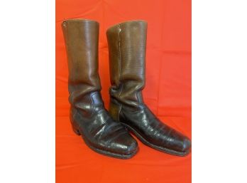 Vintage Pair Of Size 9 Mens Or Size 10 Womens Frye Boots