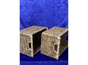 Set Of Two Wicker Basket With Wood Handles