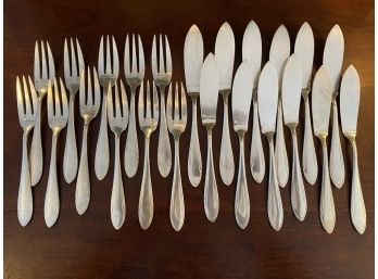 Vintage French Ercuis High Quality Silver Plated Fish Cutlery, Flatware Fork Knife, 23 Pieces
