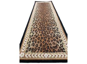 Safavieh Leopard Skin Pattern Runner Rug