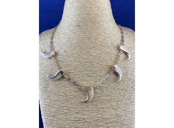 Antique Tiger Claw Necklace 9K, English 1900-1920