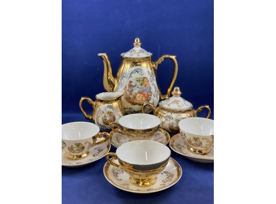 Bavaria Piren Gold Trimmed, 11 Piece Tea Set