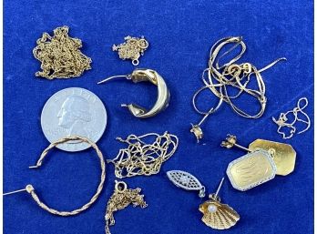 Lot Of 14K Broken Gold Bits And Chains