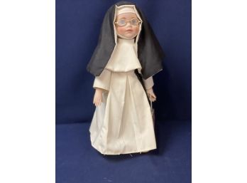 Sister Mary Francis Nun Doll With Tags By The Dynasty Doll Collection