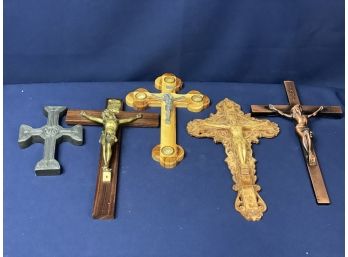 Lot Of 4 Crucifixes And 1 Cross
