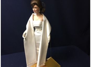 Jackie Kennedy Porcelain Collector's Doll By Franklin Heirloom Dolls - Limited Edition