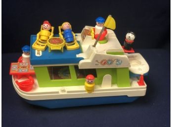 Vintage Fisher Price Little People Plauy Family Houseboat 1972