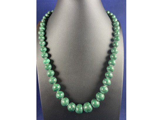 Vintage Graduated, Green Malachite Stone Necklace, 20'