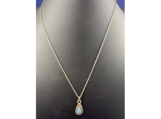 Sterling Silver Chain With Turquoise Pendant 19.5'
