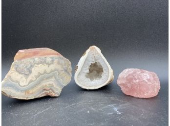 Geodes And Rocks