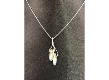 Sterling Silver Ballet Slippers Pendant And 18' Box Chain