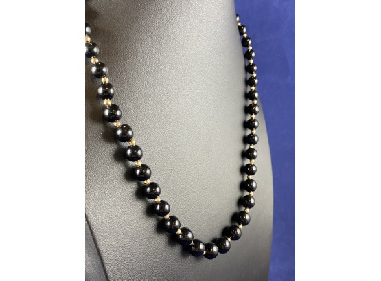 14K Gold And Graduated Black Onyx Or Obsidian Necklace , 19'