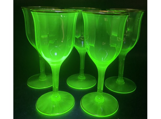 Glows Under Blacklight - Vintage Green Uranium Vaseline Wine Gold Rimmed Glasses, Set Of 5