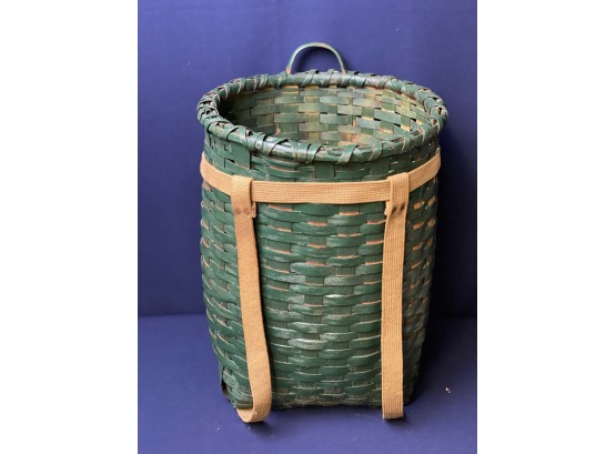 Adirondack Hunter Green Pack Basket With Straps, Vintage