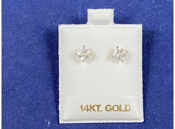 10K Yellow Gold Post Jacmel Mauritius CZ Stud Earrings