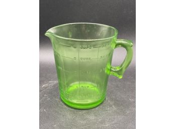 Uranium Green Glass Measuring Cup, Glows Under Blacklight