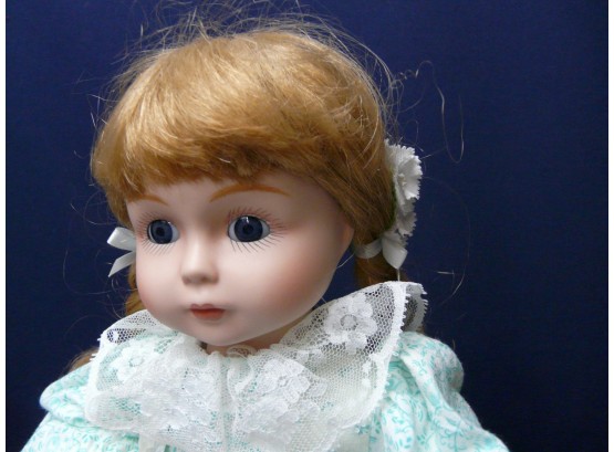 Collectible Doll By Gorham 'fondest Memories' Has Wind Up Music Feature