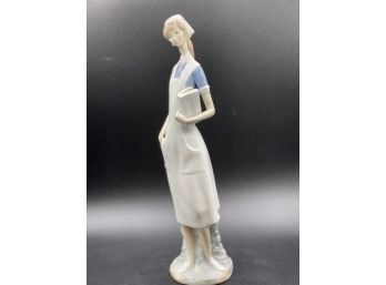LLADRO Nurse Figurine Porcelain Nurse Figure