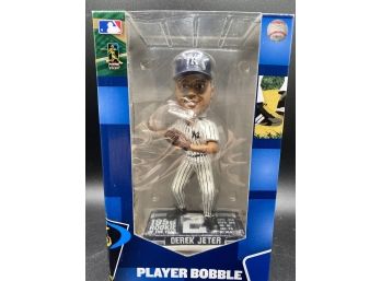 New York Yankees Derek Jeter 1996 Rookie Of The Year Bobble Head, New In Box
