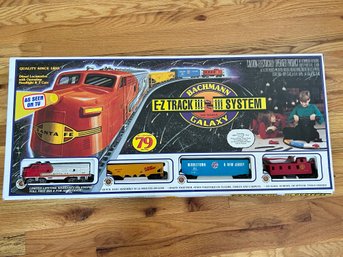 Bachmann Galaxy EZ Track Vintage Train Set
