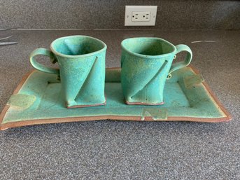 Modern Pottery Green Mug Set