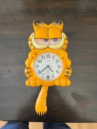 Vintage Garfield Clock