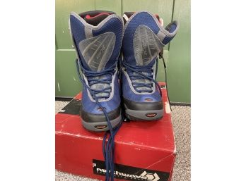 Mens Size 8 RIDE Snowboard Boots