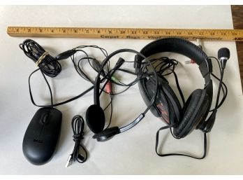 Headsets, Mouse And Phone Wire Collection