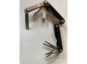 Knife By Columbia - Similar To A Swiss Army Knife