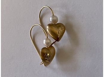 14kt Gold Small Heart Hoop Earrings