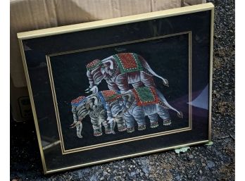 Vintage Stacked Elephants Print Thai