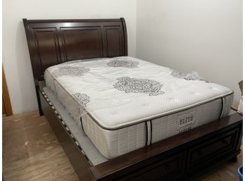 Mathis Brothers Wood Sleigh Bed W/ Storage - Queen Sized