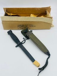 US Army Marked M7 Imperial Bayonet With US M8AI VIZ Scabbard NOS W/ Original Packaging