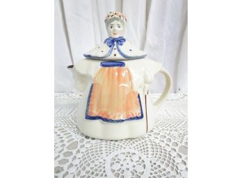 Shawnee Pottery Granny Ann Teapot MINT