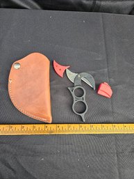 WK Knife With Pouch
