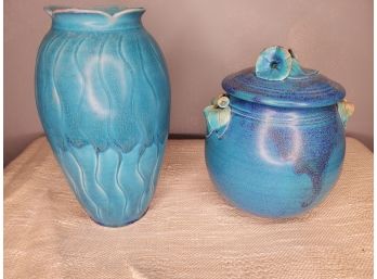 Attractive Blue/gree Vase And Urn