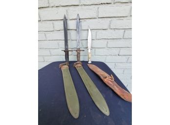 Military Bayonets & Knives