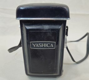 Yashica-12 TLR 80mm Camera With Carry Case