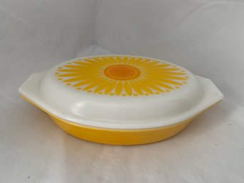 Pyrex Daisy/Sunflower Oval Divided Serving Dish/Casserole With Opal Daisy Lid