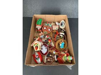 Assorted Vintage Misc. Hallmark Keepsake Loose Ornaments Group- ~29 Pieces