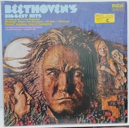 ONLY YEAR 1972 RELEASE BEETHOVEN-BEETHOVEN'S BIGGEST HITS VINYL RECORD  RCA VICTROLA RECORDS
