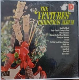 IST PRESSING 1965 RELEASE-THE VENTURES-THE VENTURES' CHRISTMAS ALBUM VINYL RECORD BLP 208 DOLTON RECORDS