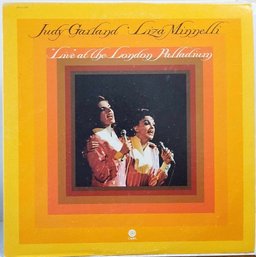1973 RELEASE JUDY GARLAND AND LIZA MINNELLI 'LIVE' AT THE LONDON PALLADIUM VINYL LP ST-11191 CAPITOL RECORDS